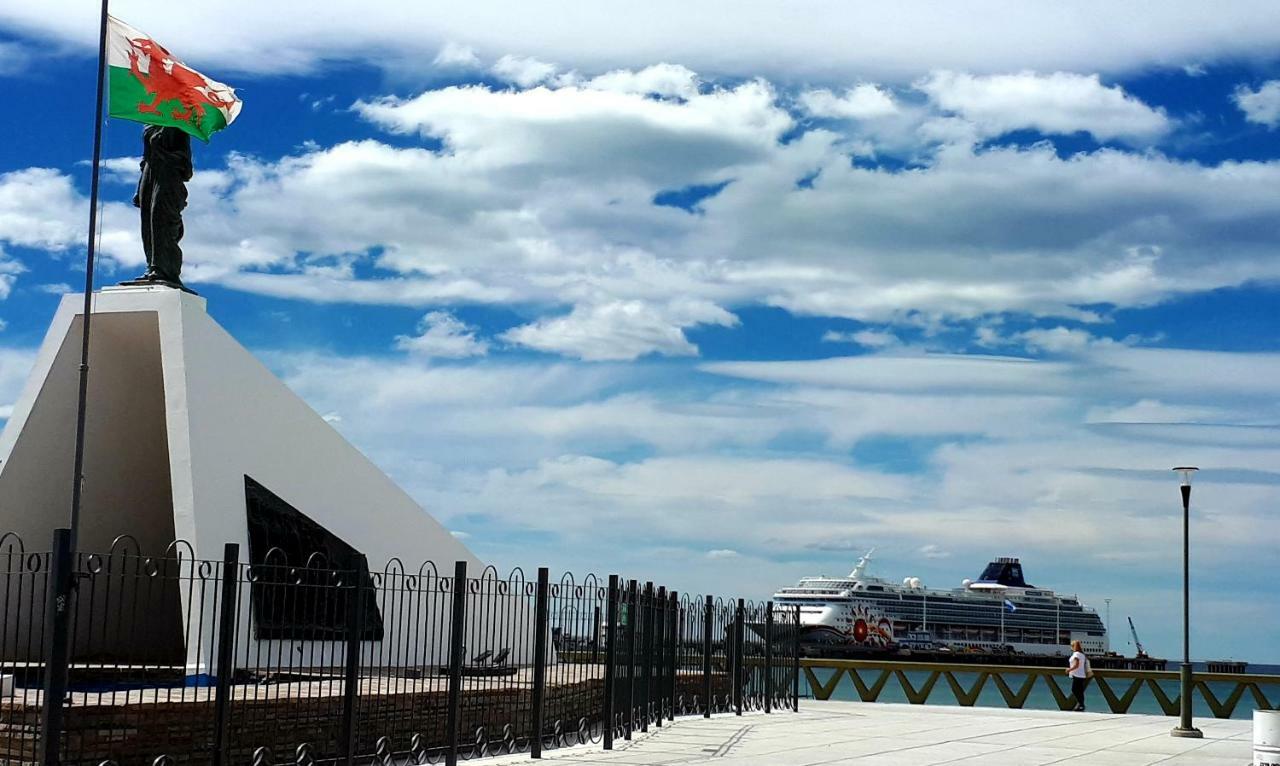 Alem Appartement Puerto Madryn Buitenkant foto